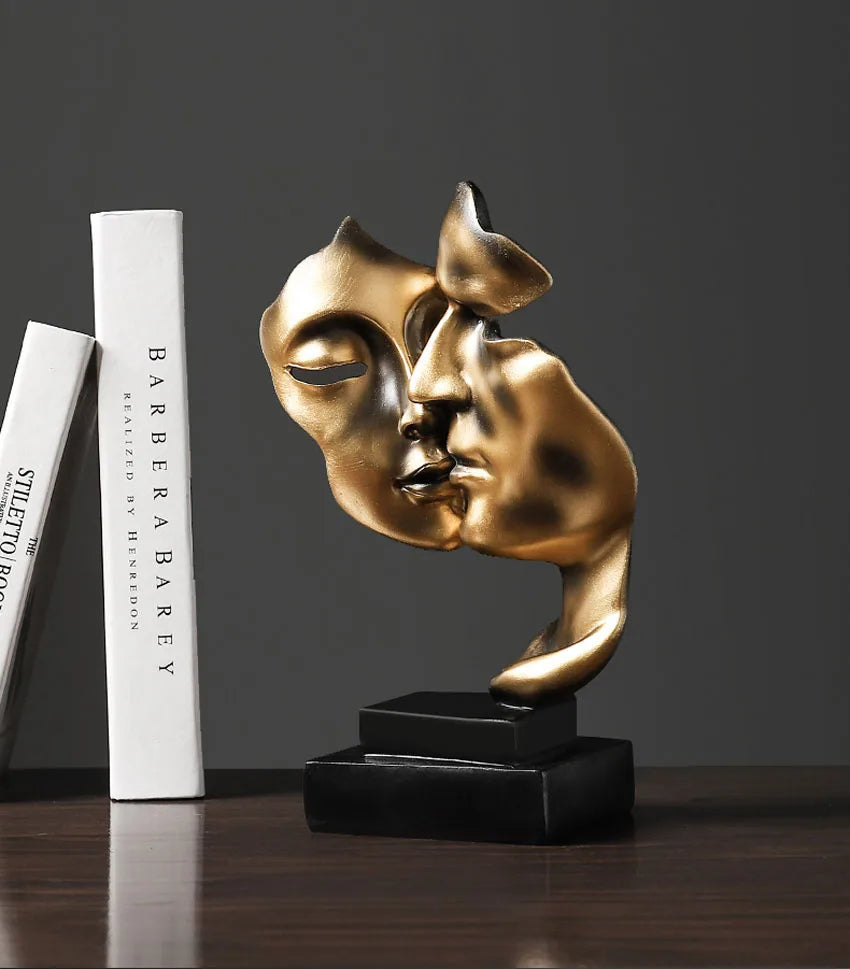 UHKA | Embracing Faces Sculpture – Twin-Face Bronze Art Object