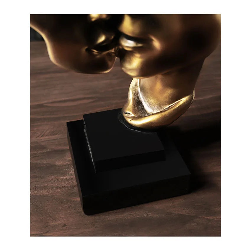 UHKA | Embracing Faces Sculpture – Twin-Face Bronze Art Object