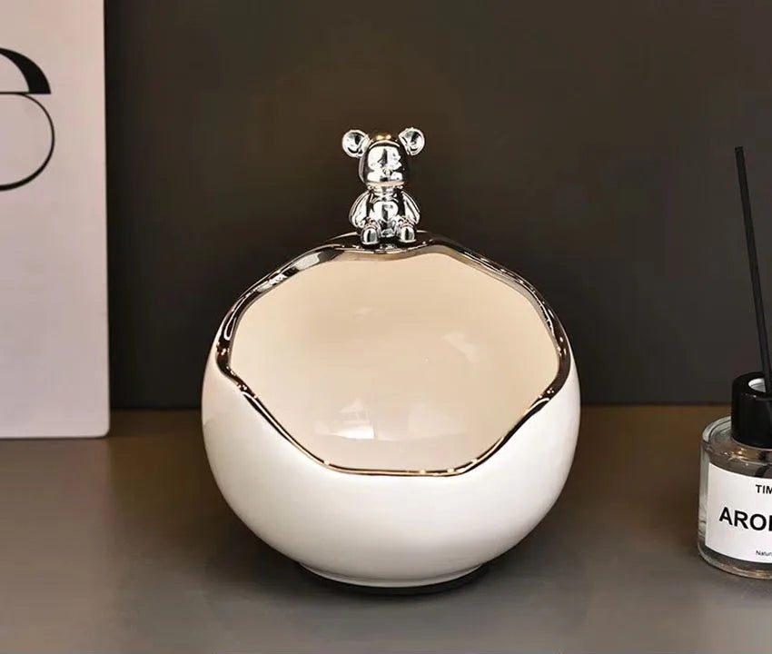 UHKA | Ceramic Bear Storage & Key Holder – Functional Minimal Art Object