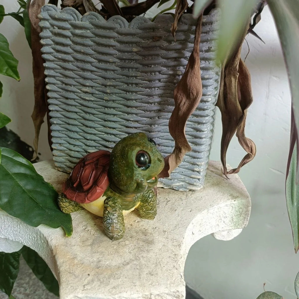 Cute Turtle Resin Figurine – Outdoor Garden Decor, Yard Lawn Ornament, Fish Tank Decoration, Mini Animal Statue