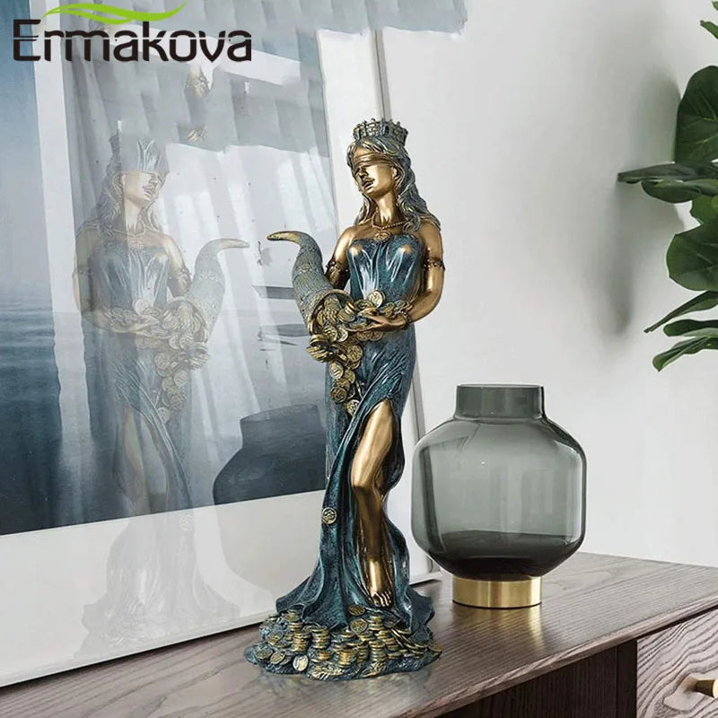 UHKA | Goddess Sculpture – Elegant Minimal Art Statue