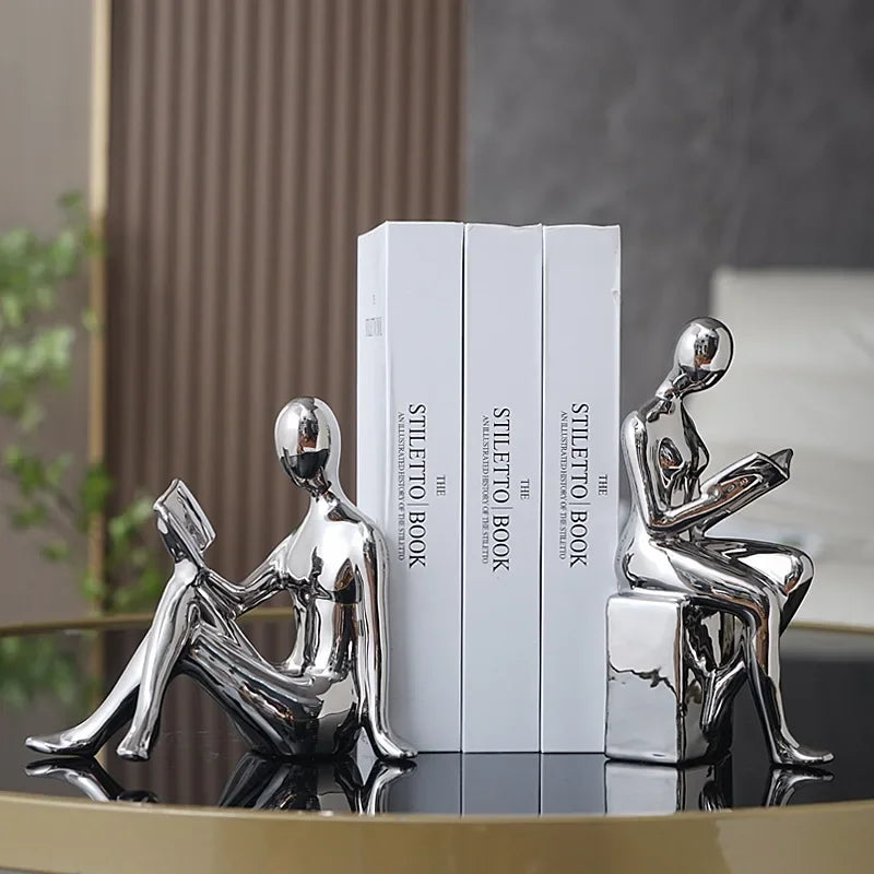 UHKA | Reading Statue Figurine – Sculptural Reading Art Object