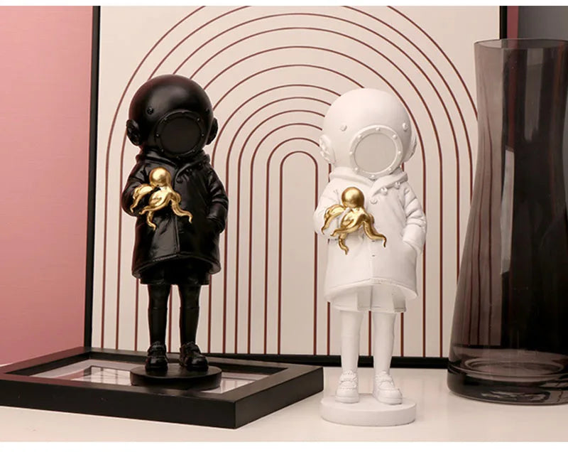 Diver-Helmet Child Figurine – Abstract Resin Sculpture for Home & Office Decor