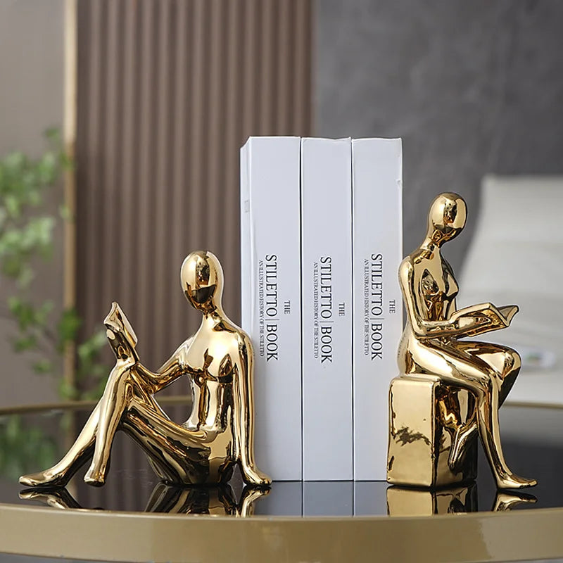UHKA | Reading Statue Figurine – Sculptural Reading Art Object