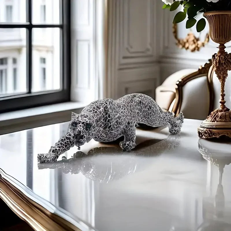 UHKA | Leopard Resin Sculpture – Bold Minimalist Animal Art
